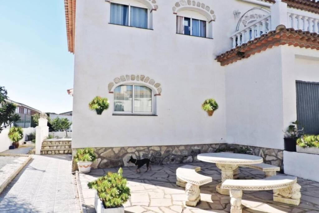 Preciosa Casa Con Piscina Al Lado De La Playa Ferienhaus