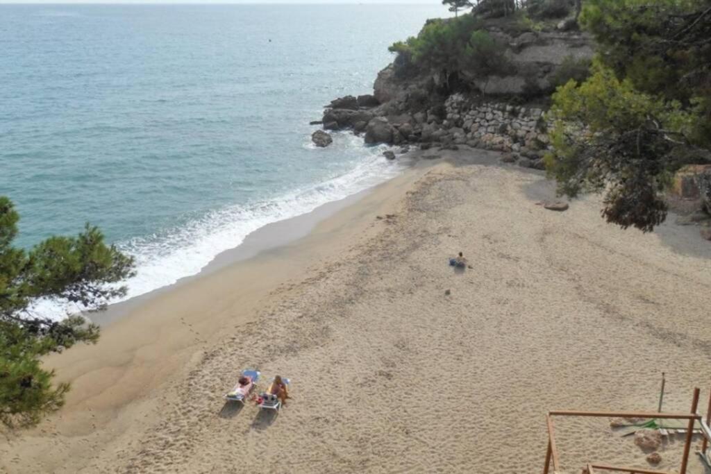 Preciosa Casa Con Piscina Al Lado De La Playa