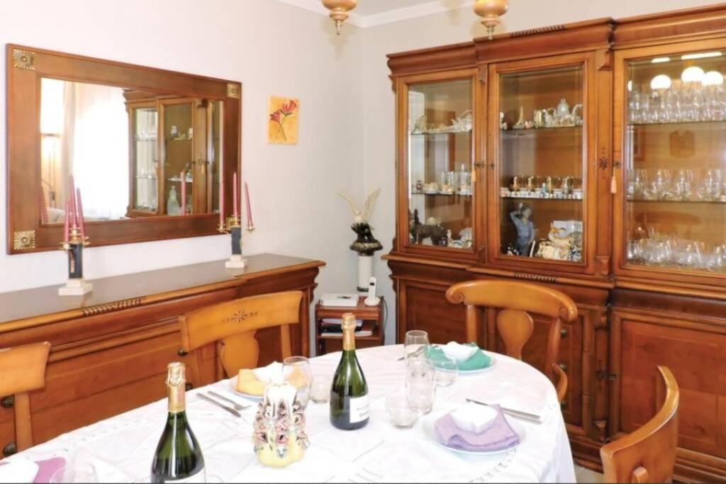 Preciosa Casa Con Piscina Al Lado De La Playa